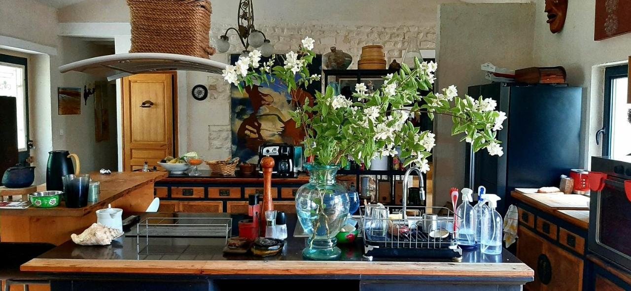 Bed and Breakfast Aux Tuileries Nord Créon Exterior foto